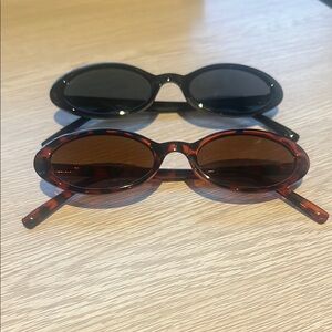 Pair of Stylish Black and Tortoise Shell Women's Sunglasses